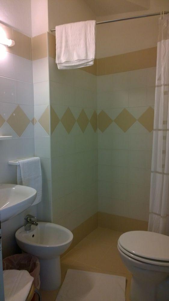 Hotel Gambrinus ลินญาโน ซับเบียโดโร ภายนอก รูปภาพ