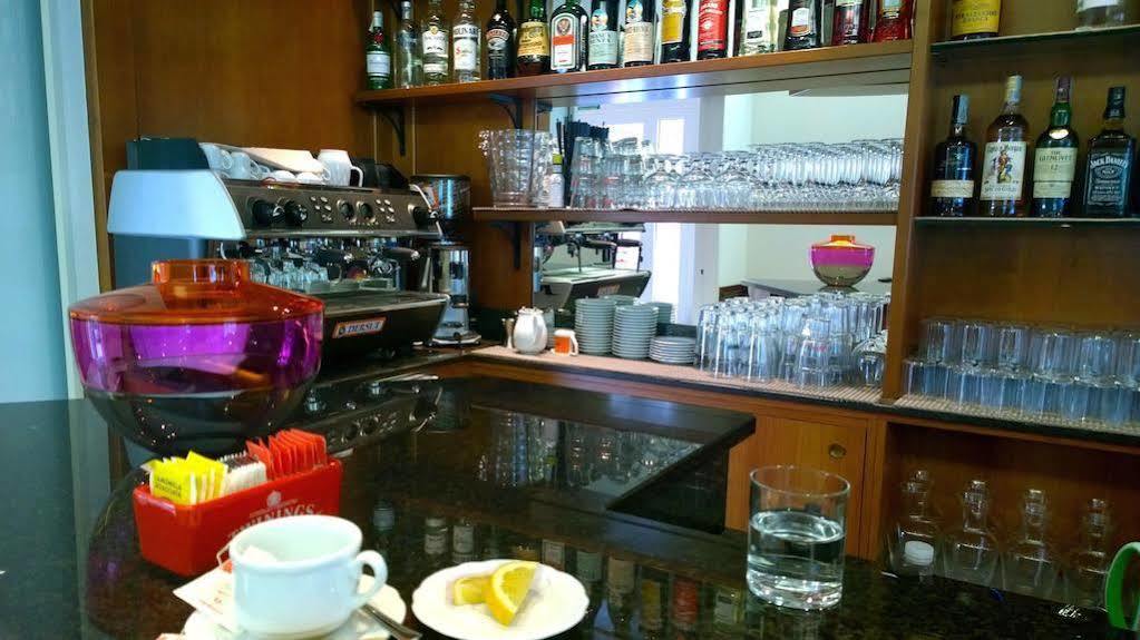 Hotel Gambrinus ลินญาโน ซับเบียโดโร ภายนอก รูปภาพ